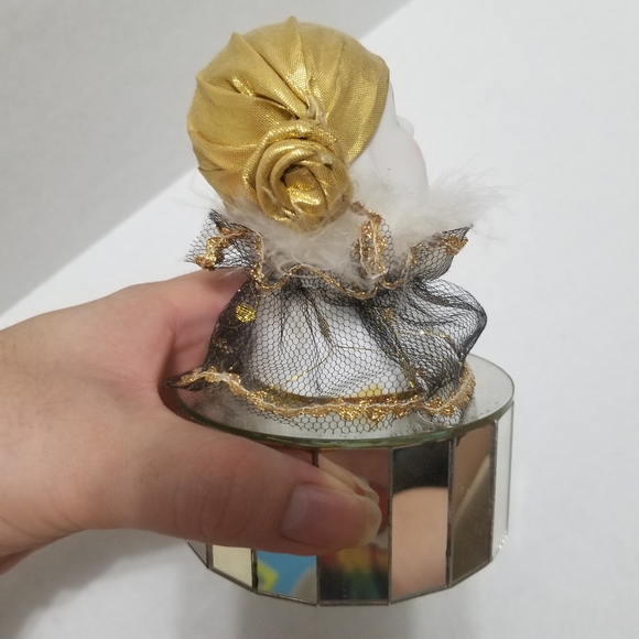 Vintage porcelain clown music box - Picture 4 of 9